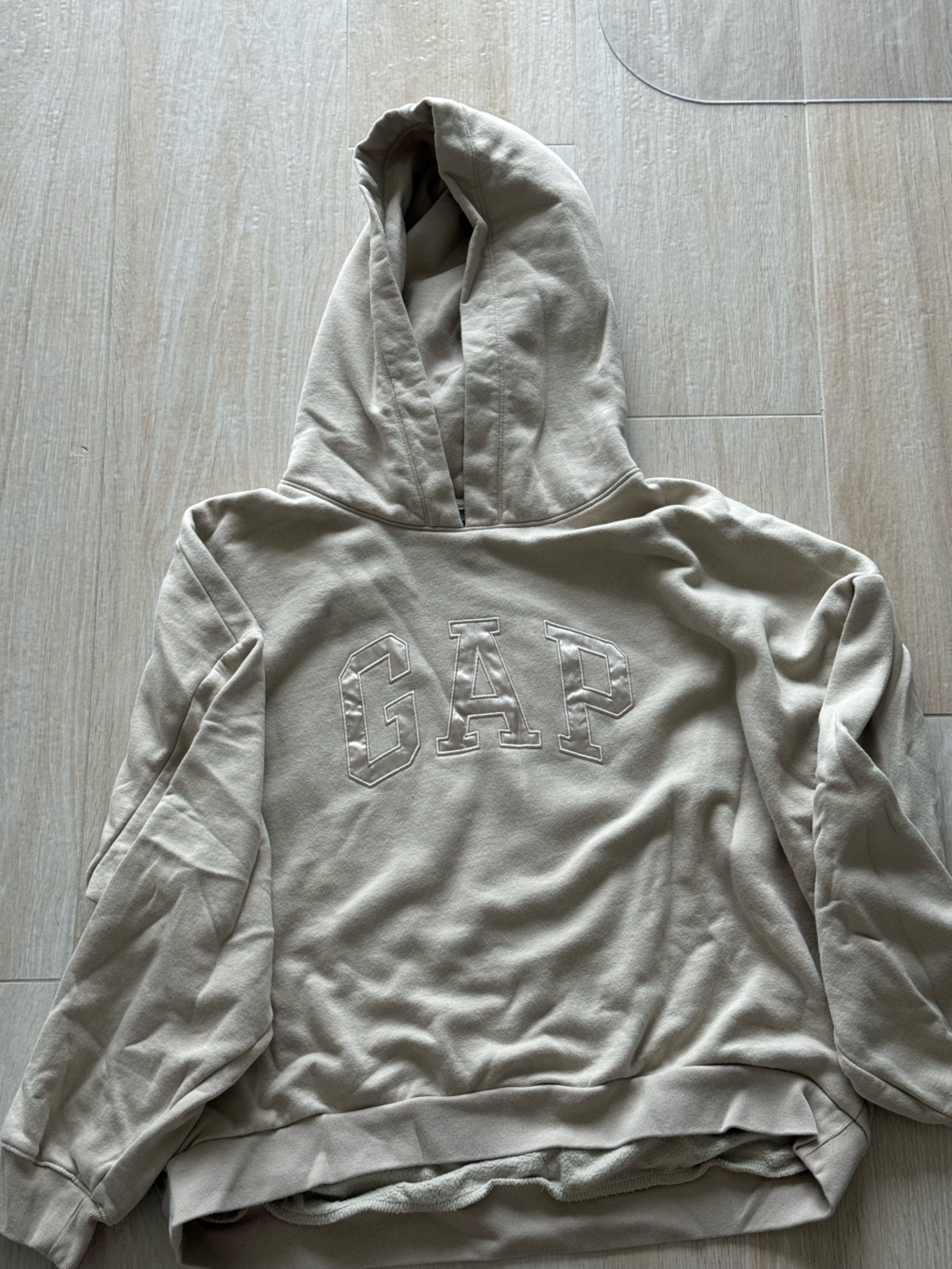 Gap Cream Pullover Hoodie With Satin Logo